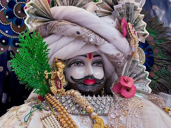 अनमोल विनती: उज्जैन से श्याम की ओर