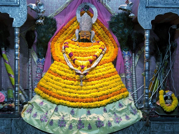 अद्भुत प्रशंसा: श्री कृष्ण द्वारा बर्बरीक की महिमा का गान